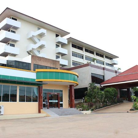 Jp翡翠酒店 Yasothon 外观 照片